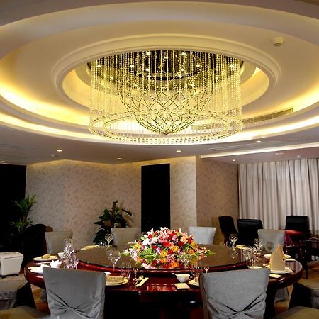 Haoyin Gloria Plaza Hotel Kuangcsou Kültér fotó