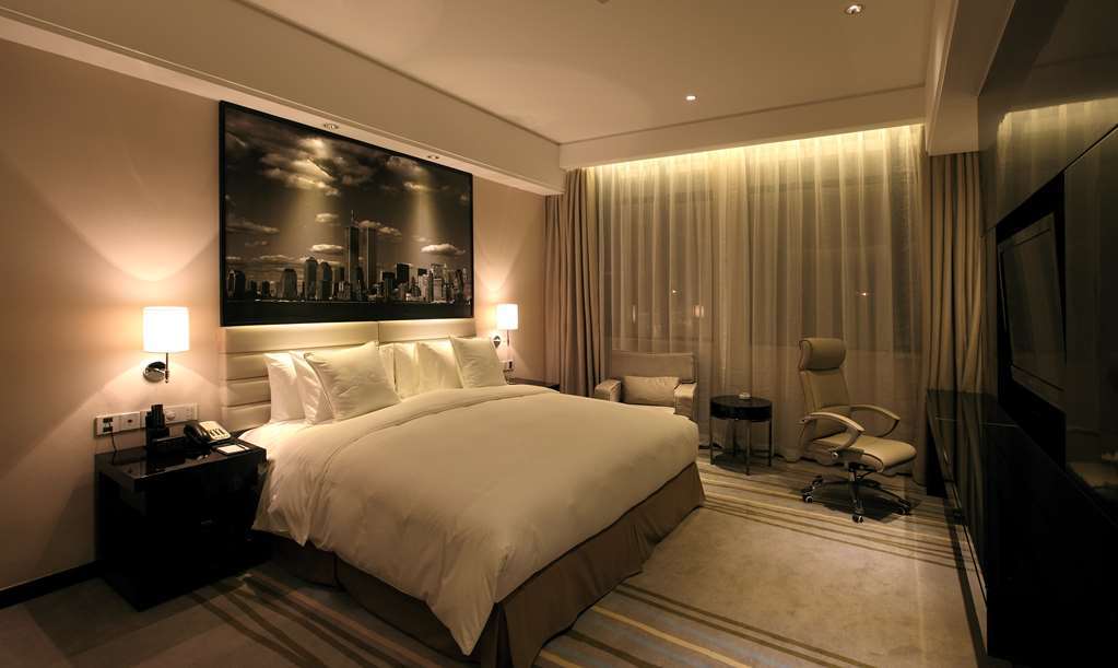 Haoyin Gloria Plaza Hotel Kuangcsou Szoba fotó