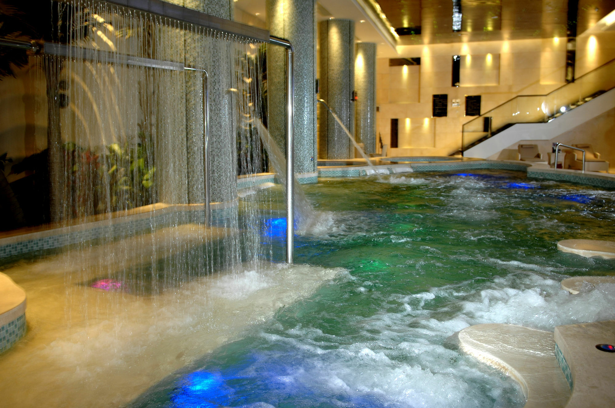 Haoyin Gloria Plaza Hotel Kuangcsou Kültér fotó